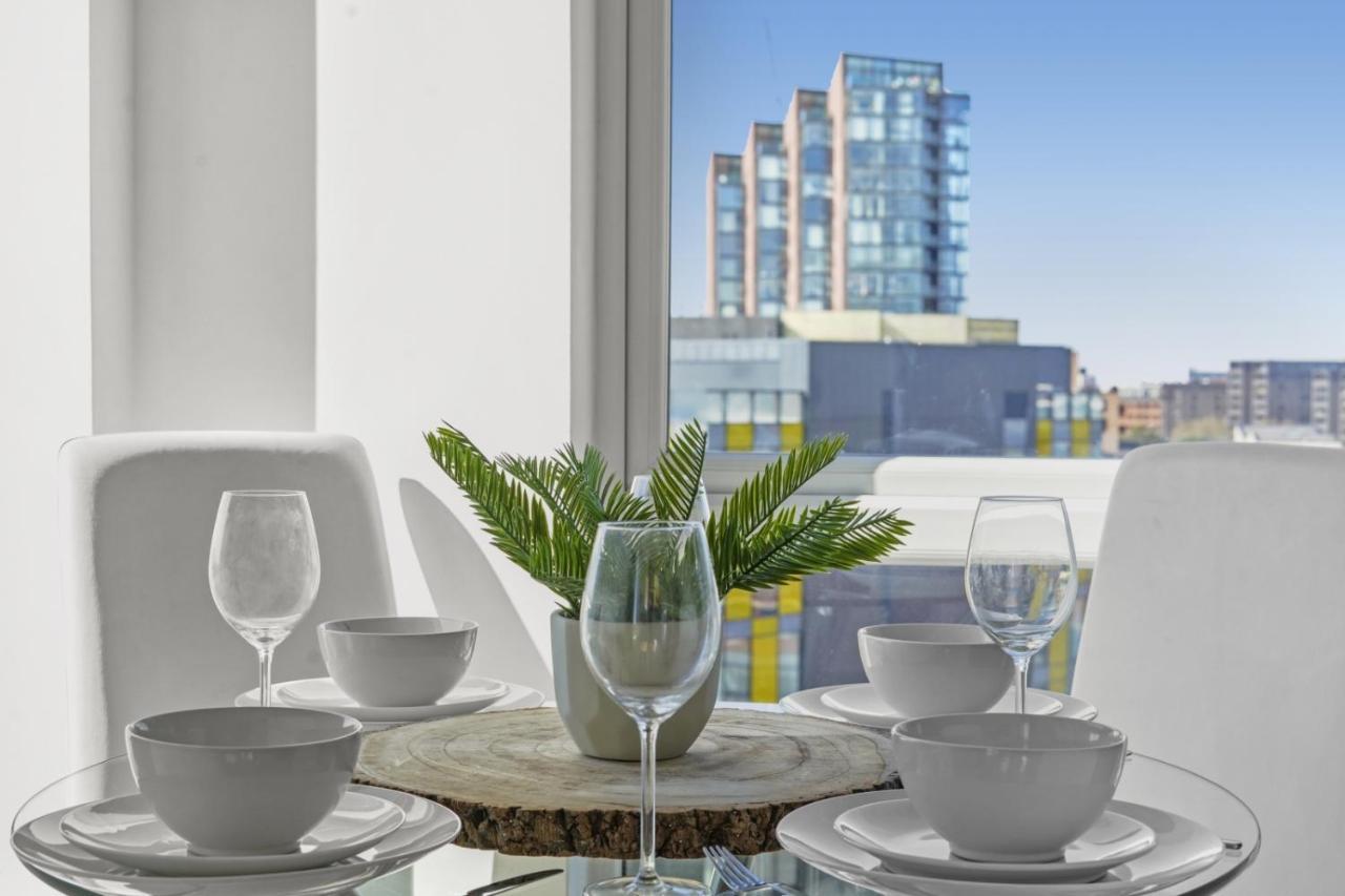 Stunning City Centre Penthouse - Sleeps 10 - Parking Manchester Exterior photo